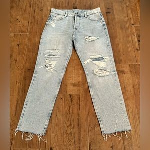 H&M Destroyed Boyfriend Jeans